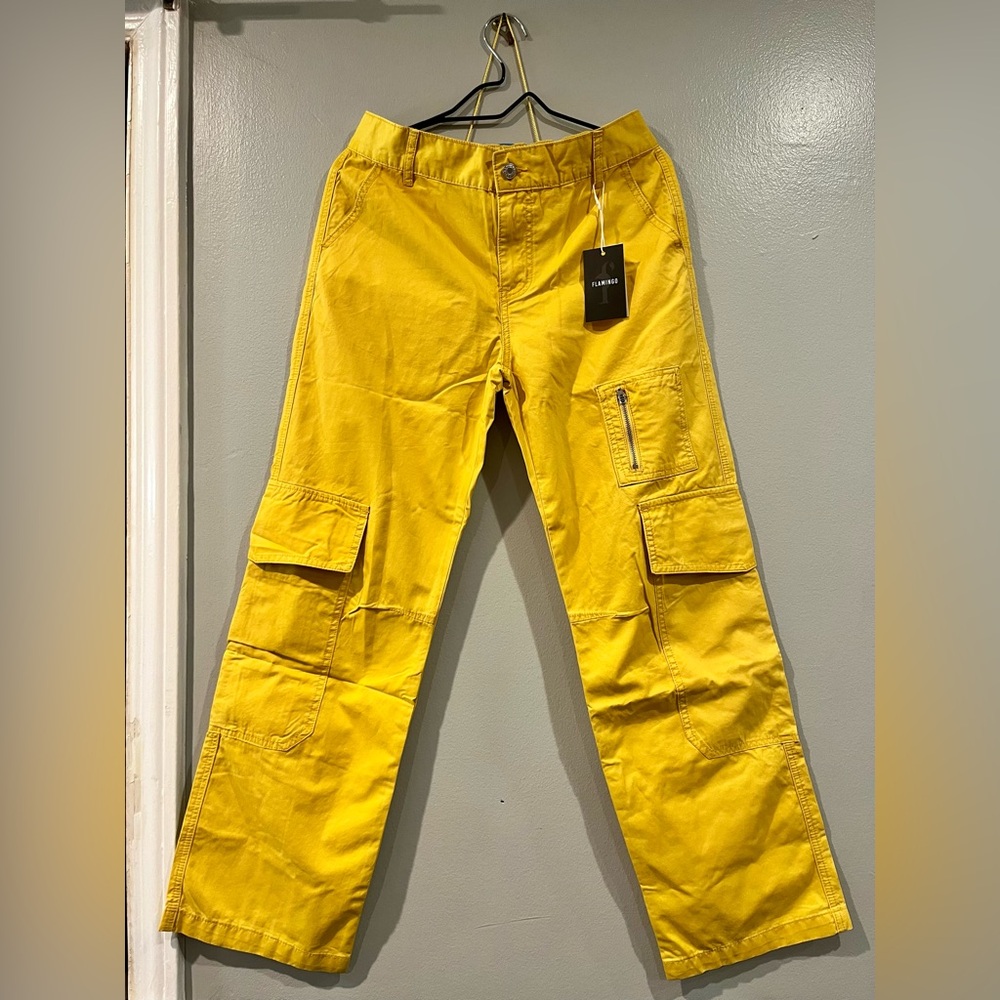 Brand New Cargo Mid Waist Straight Leg Pants - Size M